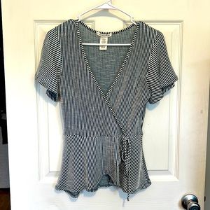 CAUTION TO THE WIND Green Pinstripe Faux Wrap Blouse  Size  Medium